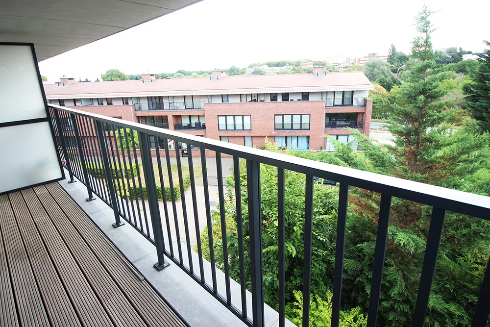 Spacious apartment with two terraces