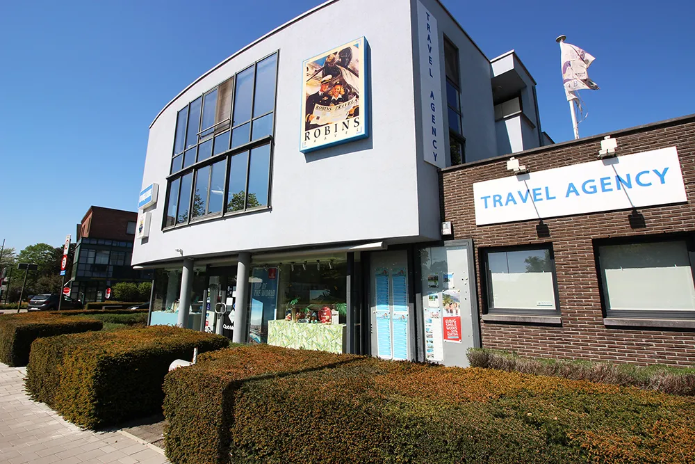 Zéér gunstig gelegen kantoorgebouw met commerciële gelijkvloers0