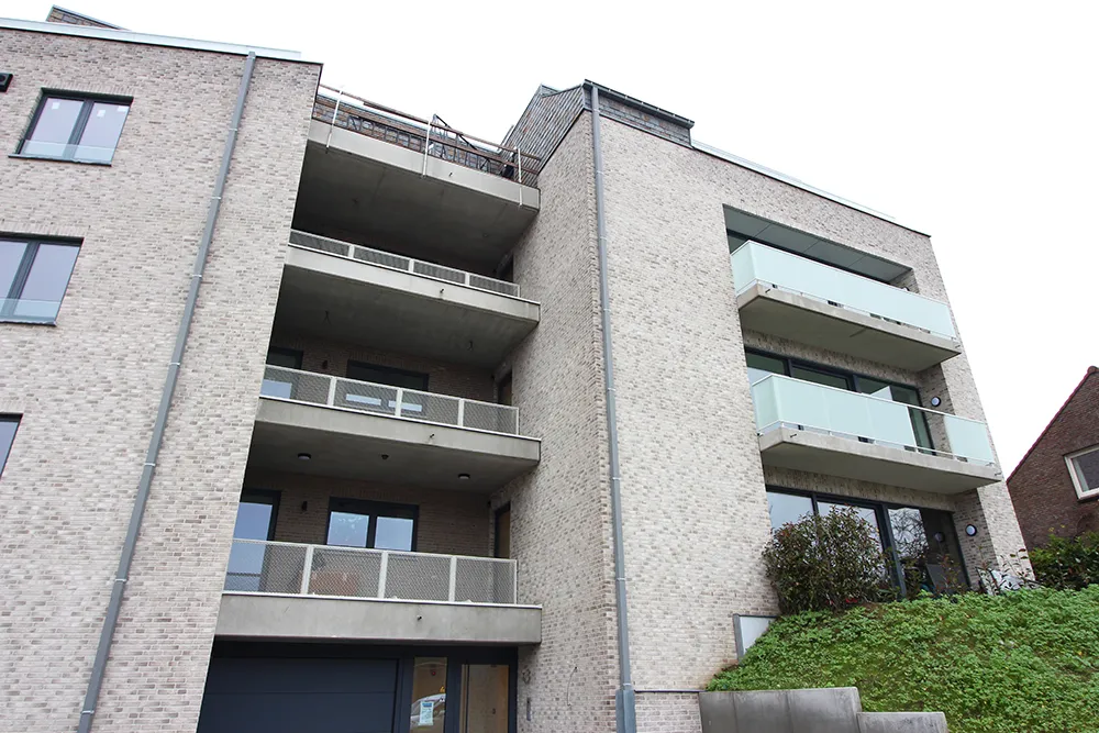 Spacieux appartement d'angle avec terrasse - 02.03