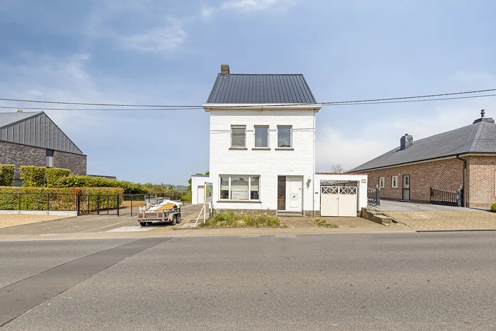 Villa spacieuse de caractère bien située1