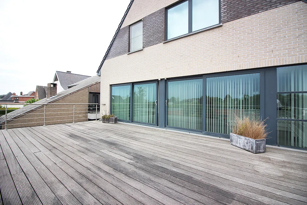 Prachtig gelegen loft op de eerste en tweede verdieping 