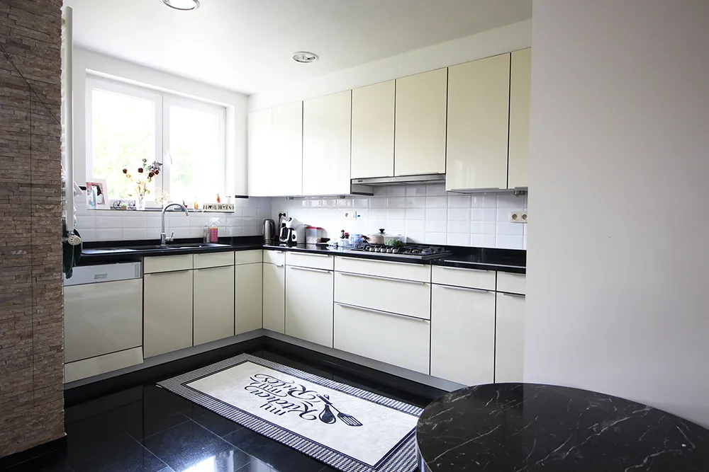 Centrally located house with 4 bedrooms1
