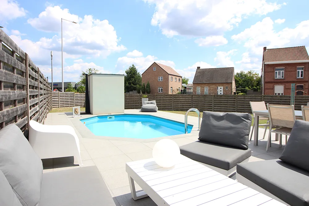 Instapklare woning op ruim perceel