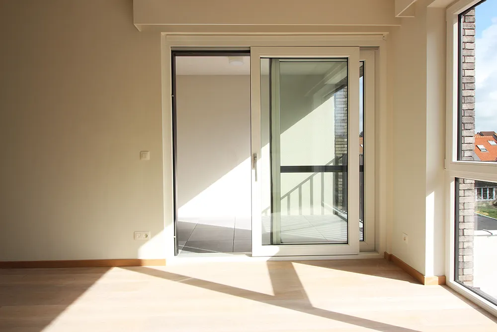 Recent apartment with pleasant terrace