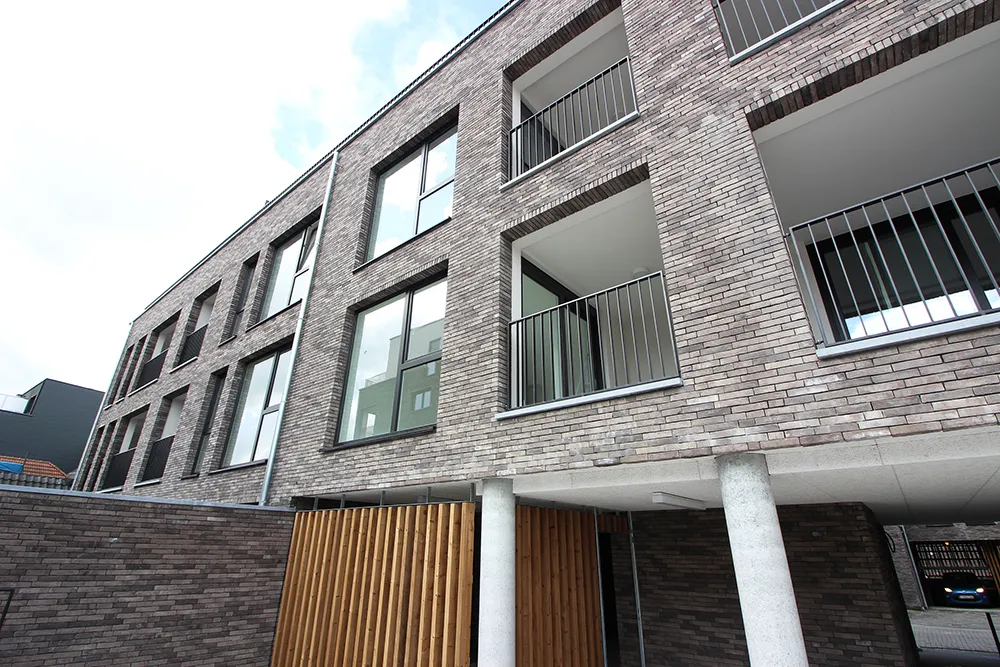 Recent apartment with pleasant terrace1