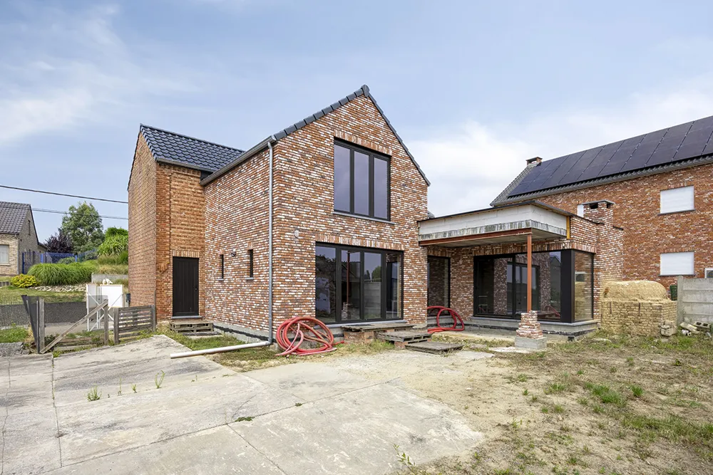 Partially renovated rural home on ± 8 ares 