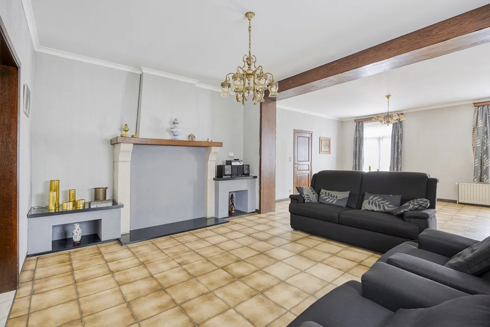 Rural house with lots of potential in Oplinter