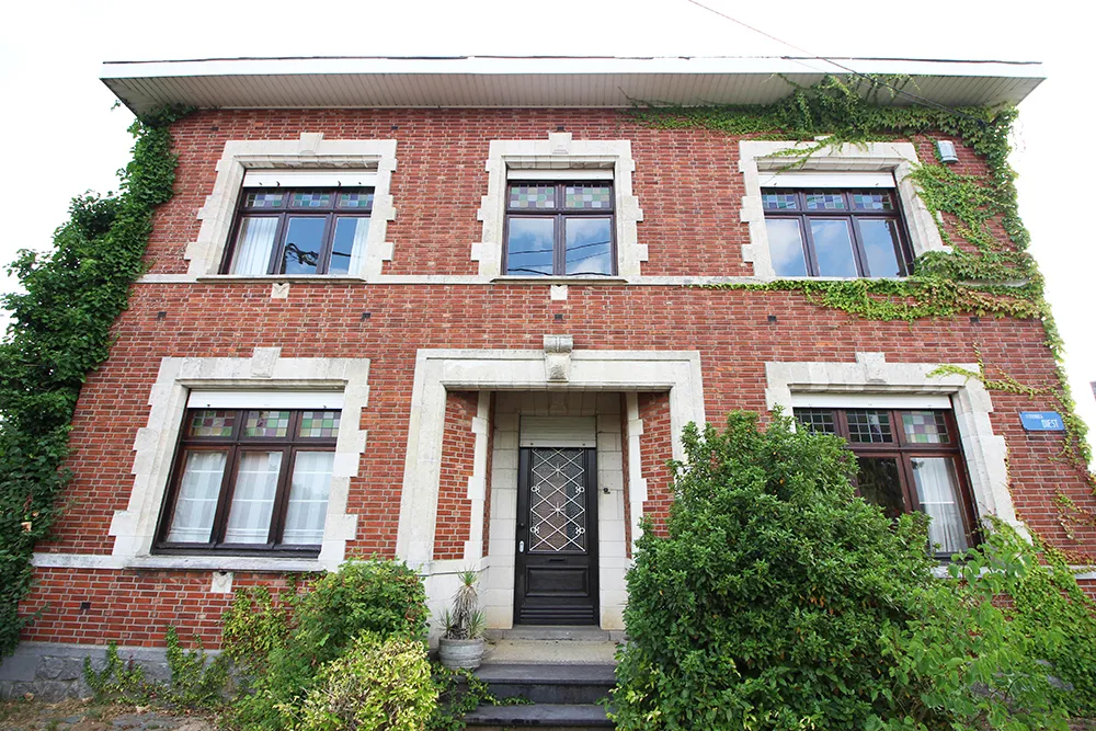 Maison majestueuse à rénover sur environ 50 ares0