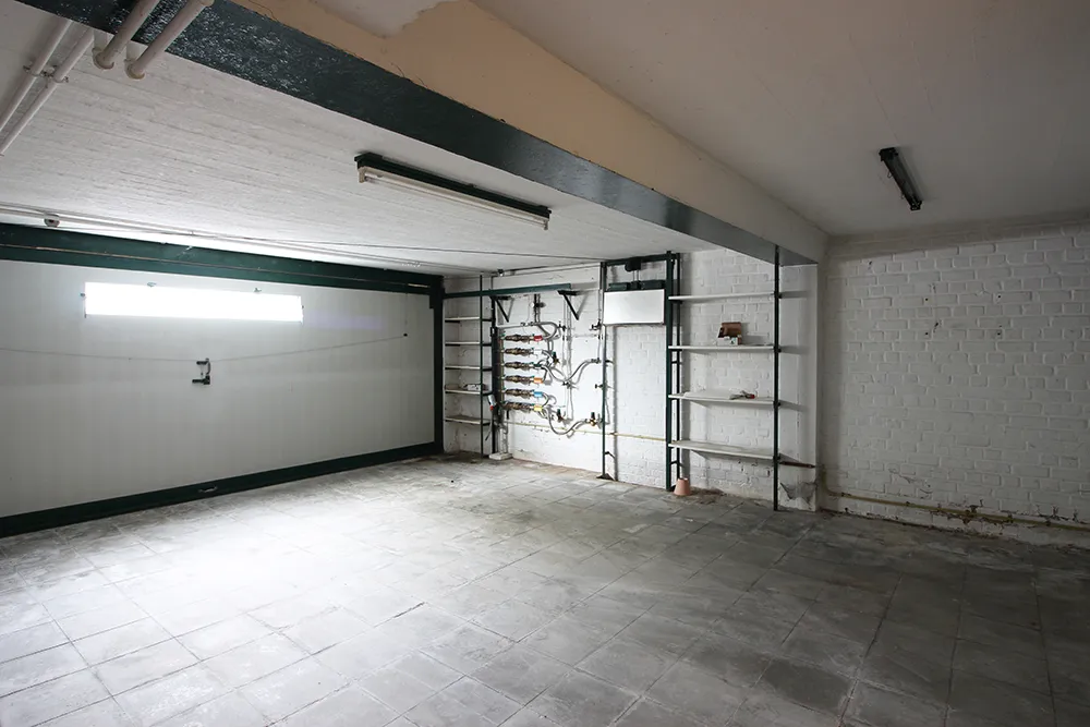 Appartement contemporain rénové dans un excellent emplacement