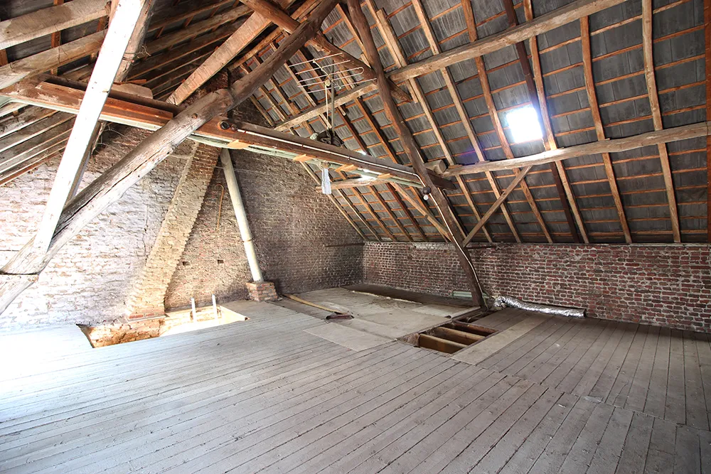 Property to renovate with garden