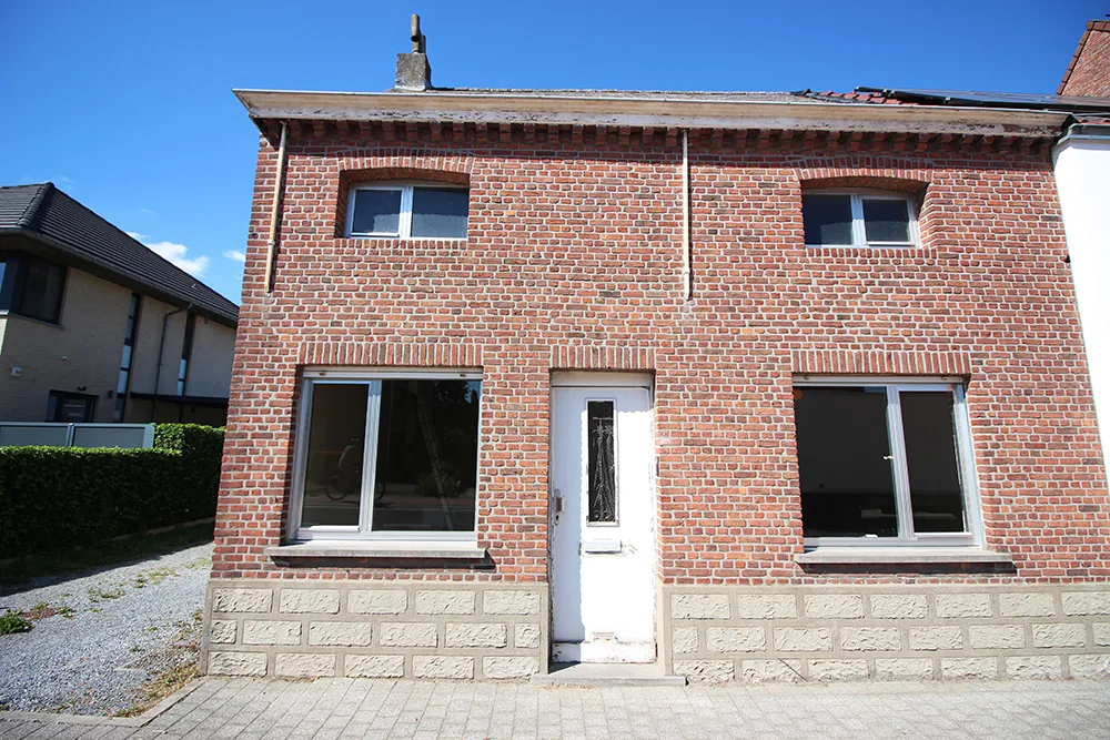 Property to renovate with garden0
