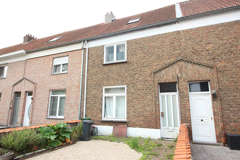 Ruwbouwwoning met 3 slaapkamers – af te werken naar eigen smaak0