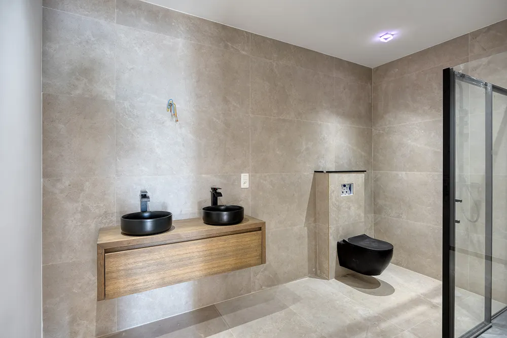 Stylishly renovated flat (102)