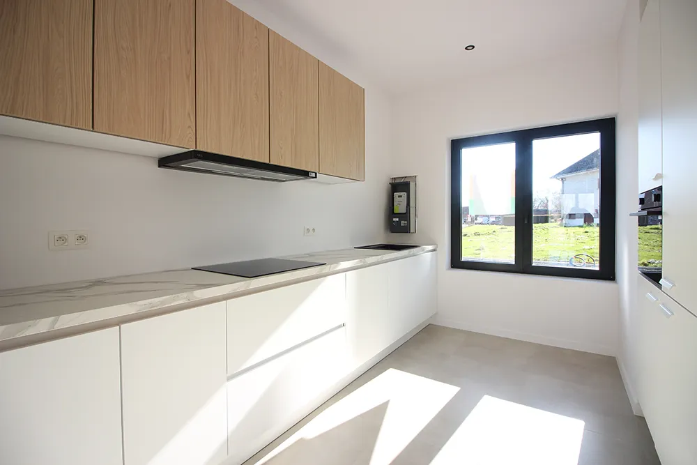 Volledig gerenoveerde woning met weids uitzicht (1)