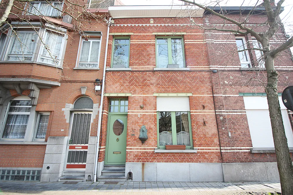 Charmante woning met bouwgrond en zuidoostgerichte tuin0