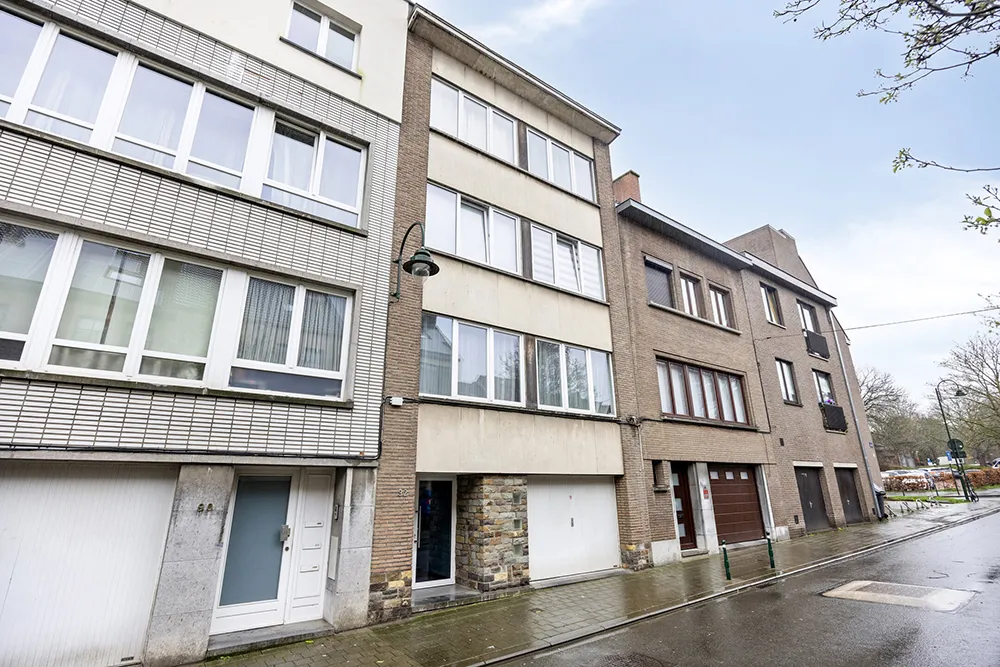 Gelijkvloers appartement met 2 slaapkamers en grote tuin0