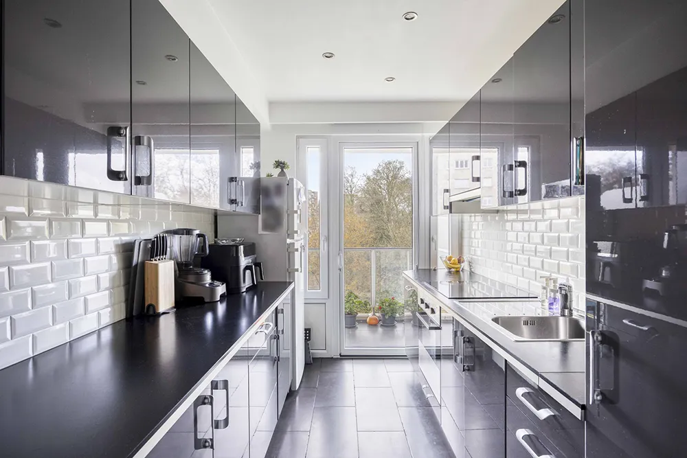 Volledig gerenoveerd appartement met 2 slaapkamers en een mooi terras