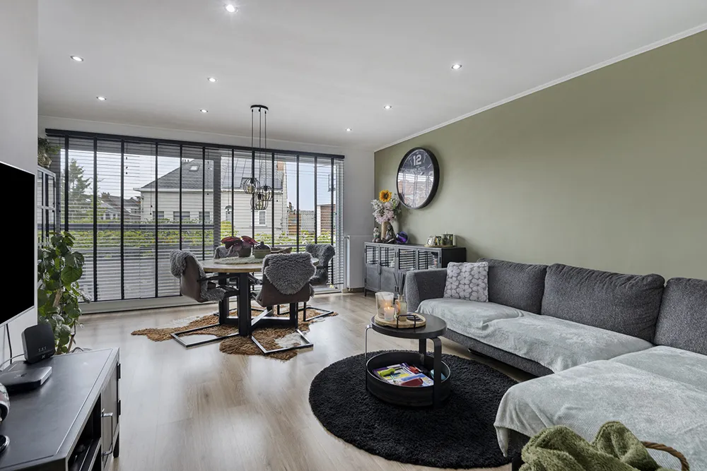 Knap gerenoveerd 1-slaapkamer appartement centrum Diegem0