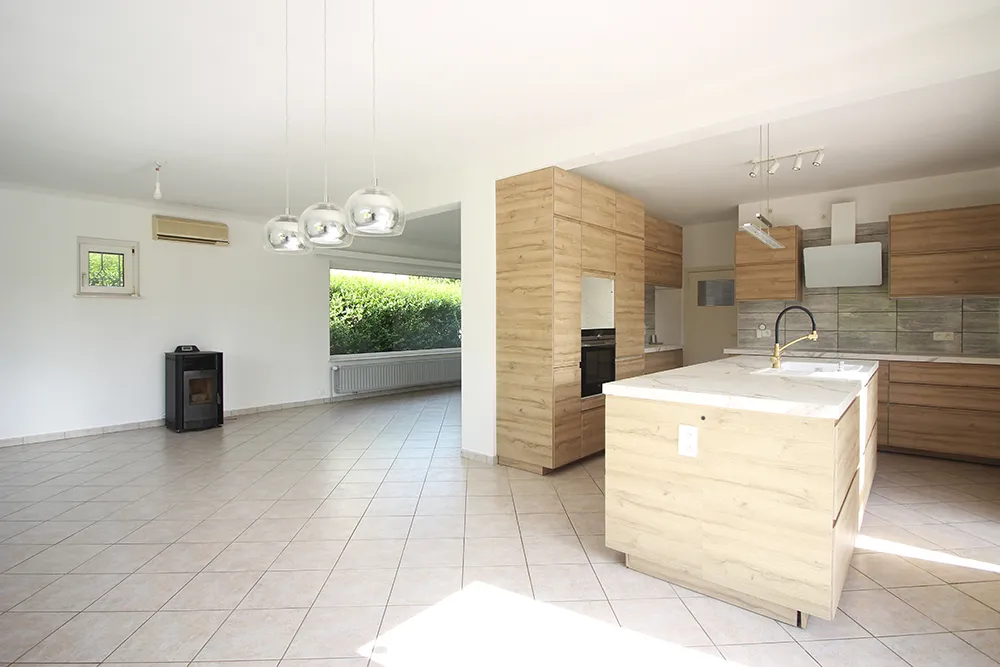 Instapklare en energiezuinige woning met zonnige tuin