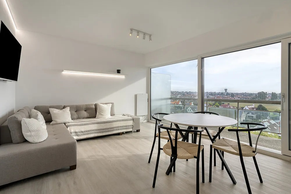  Volledig vernieuwde studio met panoramisch zicht 0