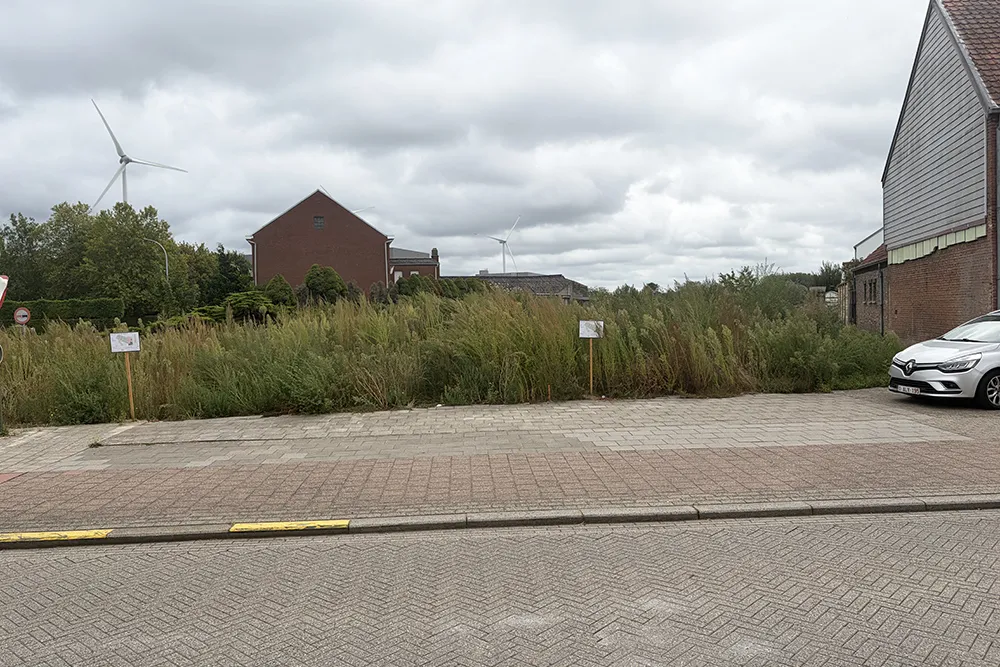 Bouwgrond van 7,5 are voor halfopen bebouwing op gunstige ligging