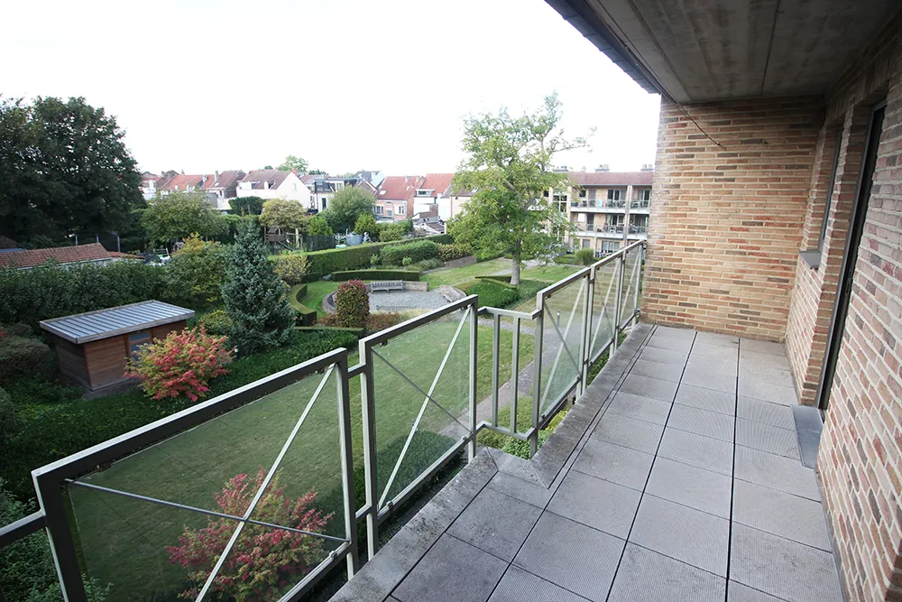 Apartment with a large south-facing terrace and a view of the shared garden1