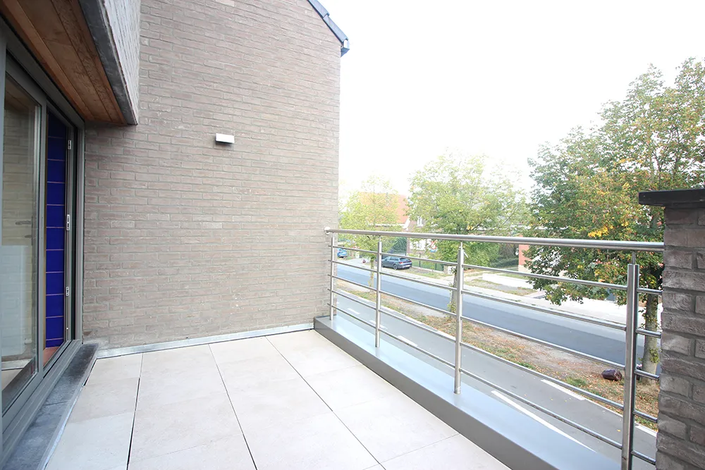 Spacious 167 m² duplex apartment with terrace & storage room