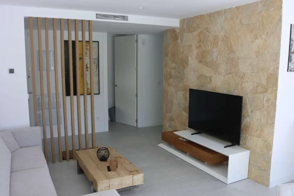 Elegante resale appartement in Font del Llop0