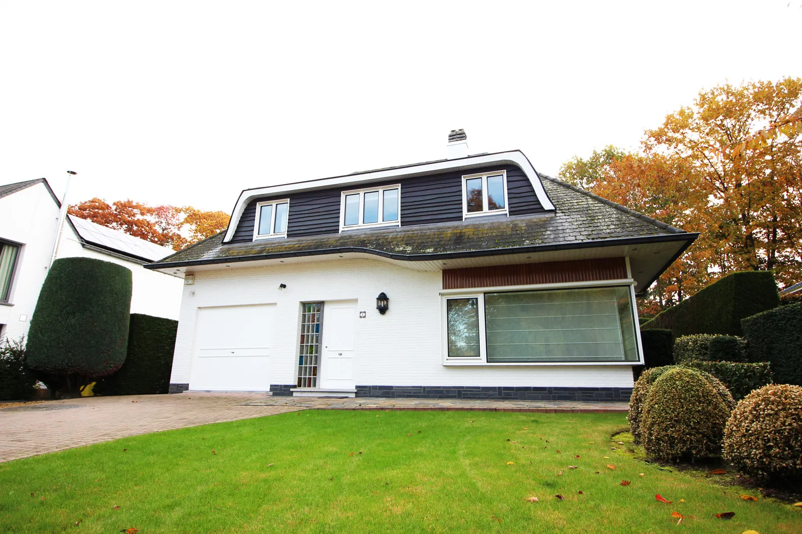 Residentieel gelegen villa in uitstekende staat1