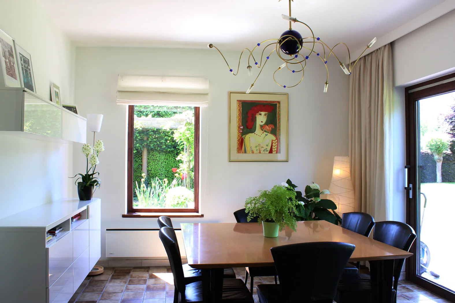 Residentiële villa met prachtige tuin1