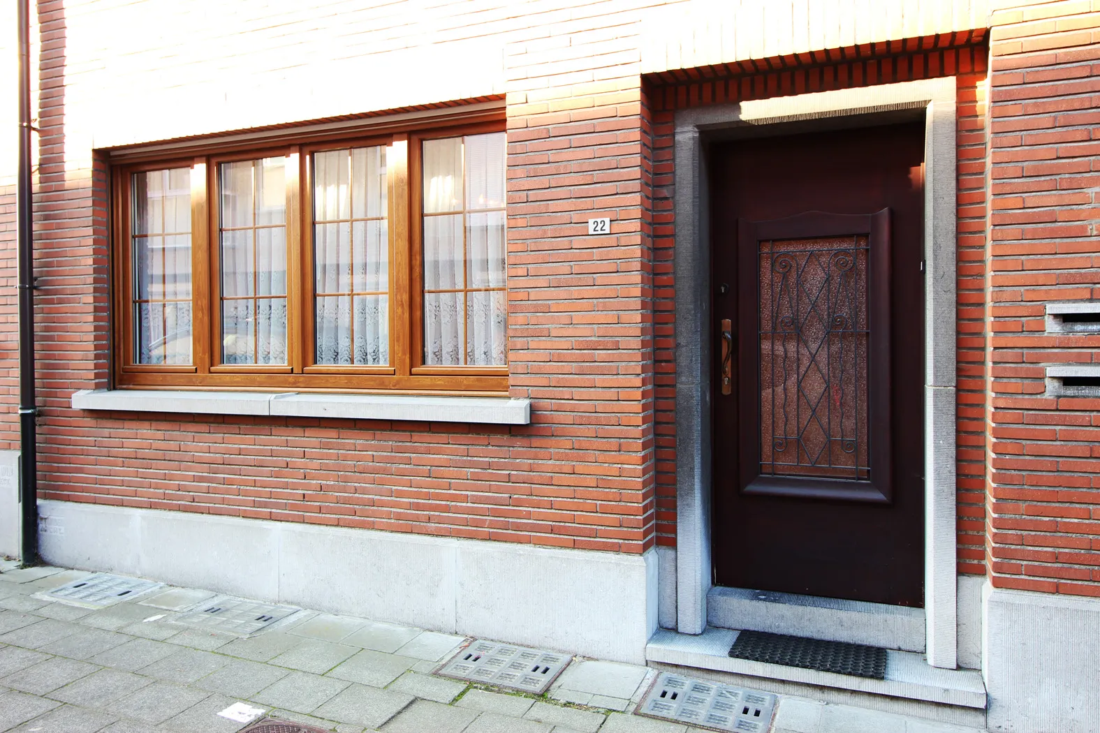 Zéér ruime woning met tuin1