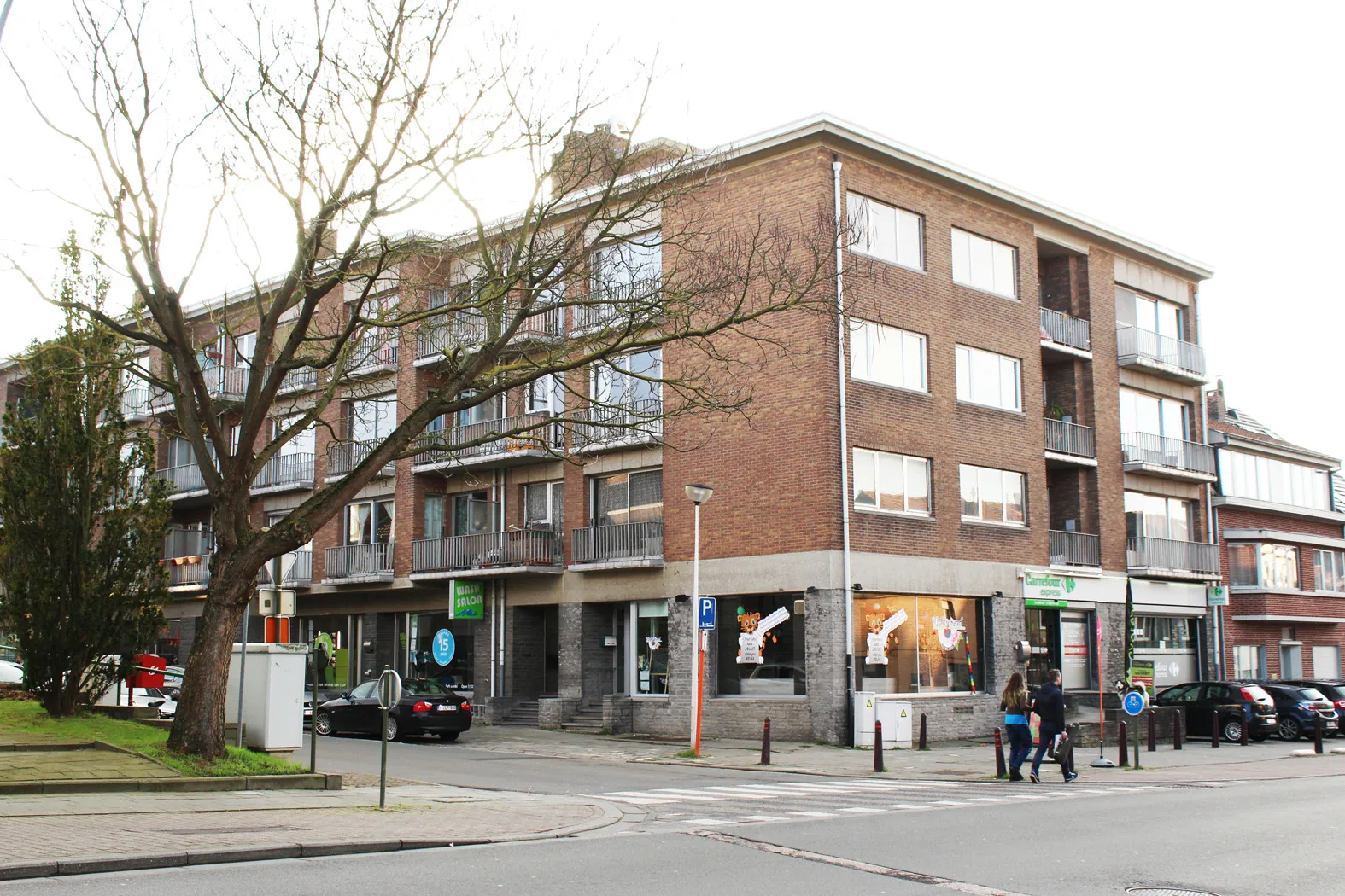 Gerenoveerd appartement met groot terras in centrum Kraainem2