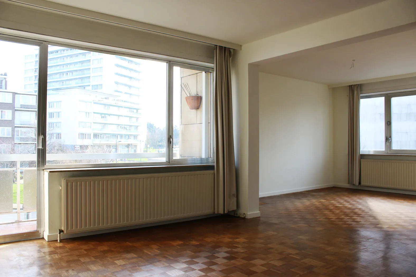 Lumineus en groot appartement met twee terrassen 2