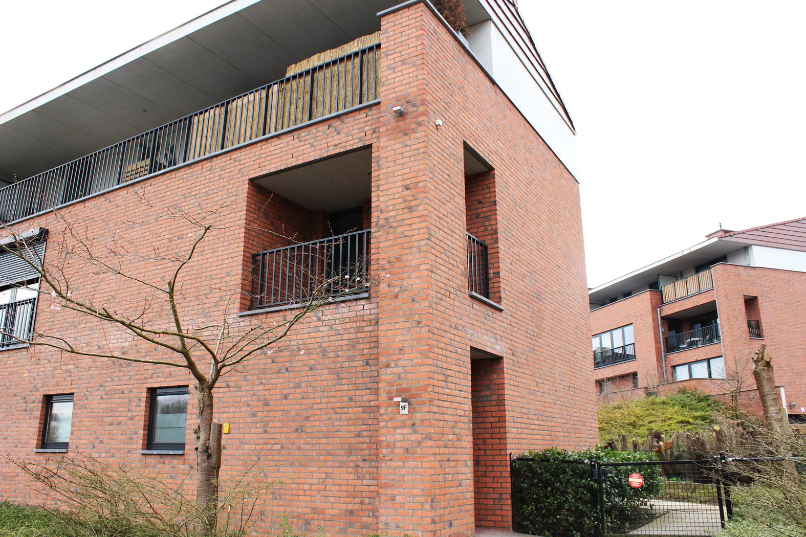 Knus appartement met terras en staanplaats in modern gebouw1
