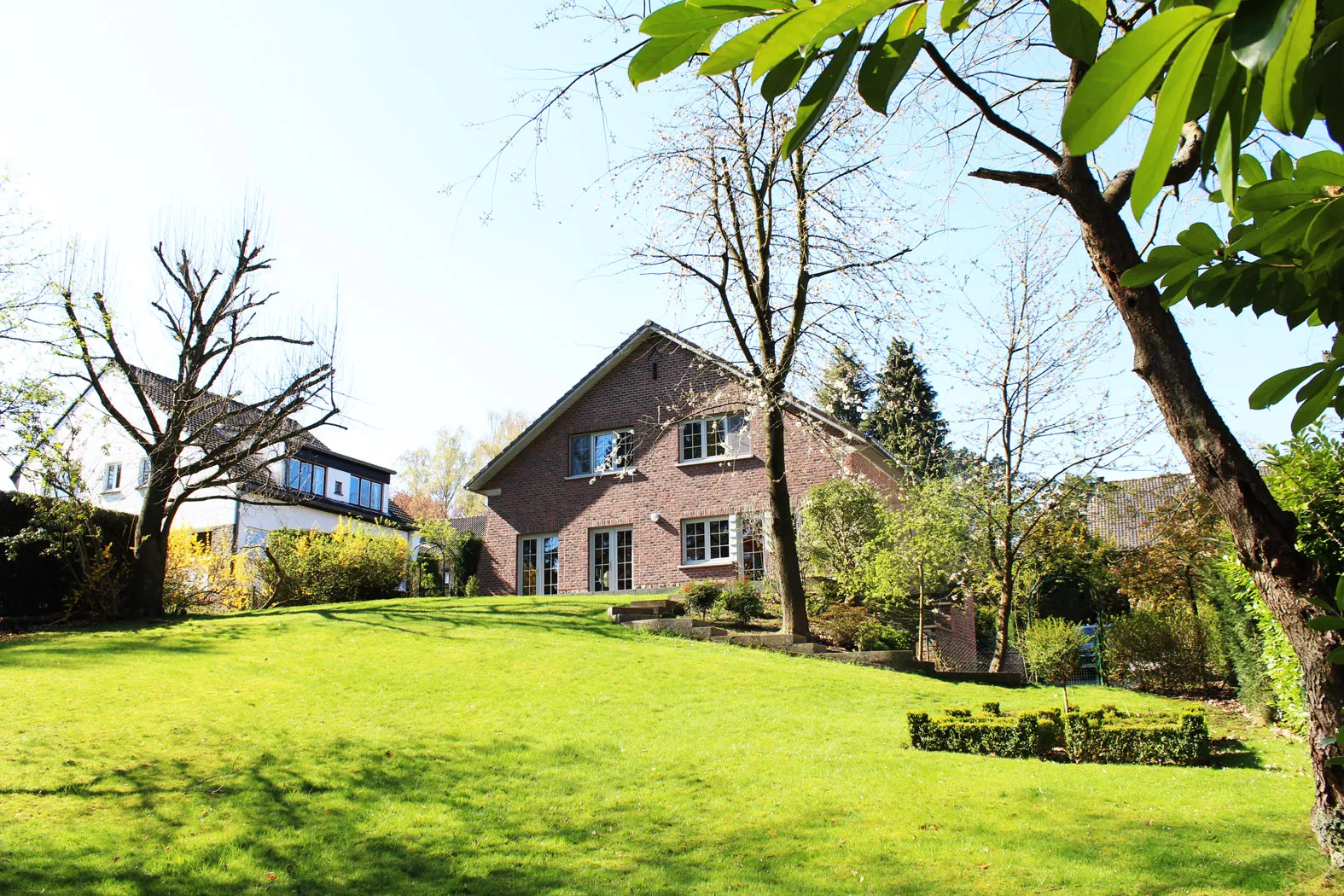 Idyllisch gelegen villa in uitstekende staat0