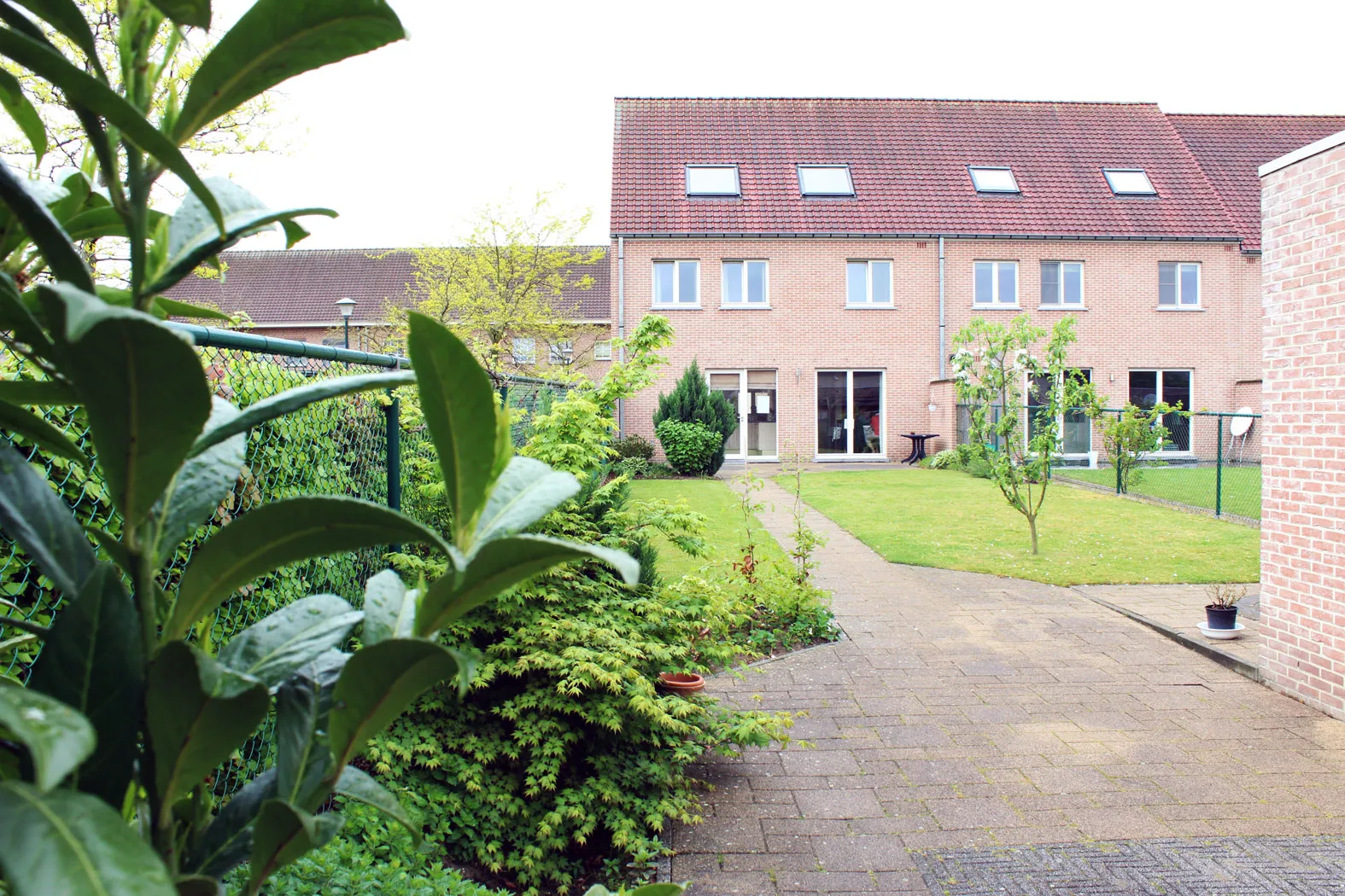 Gezinswoning in uitstekende staat met tuin en garage
