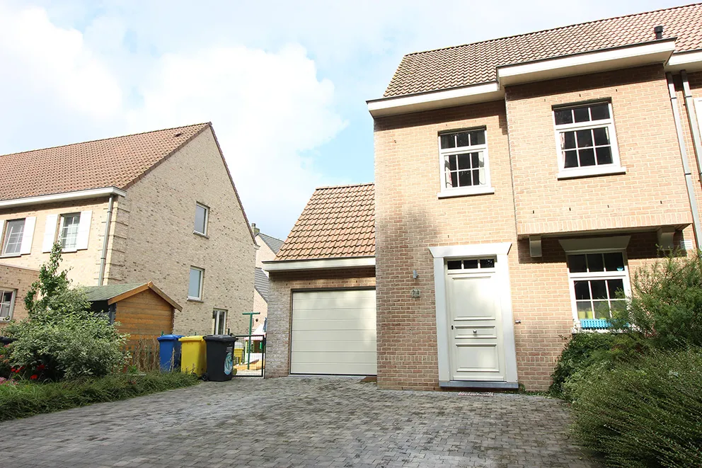 Family home in a residential neighbourhood