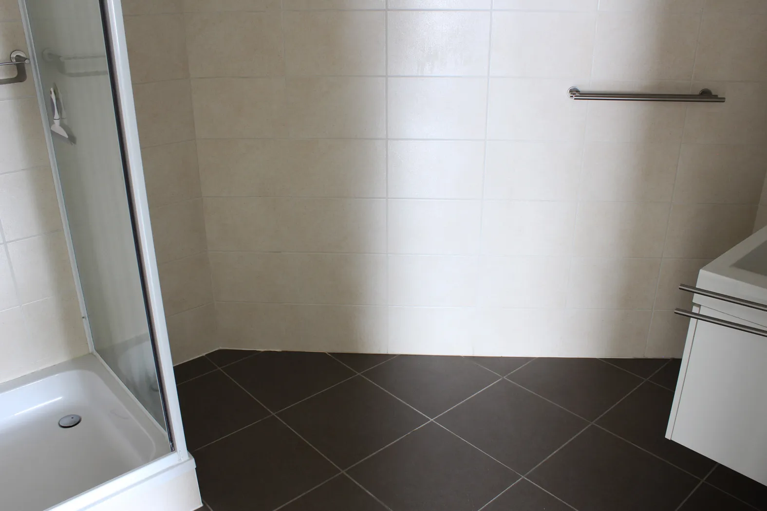 Ruim 1-slpk appartement in uitstekende staat