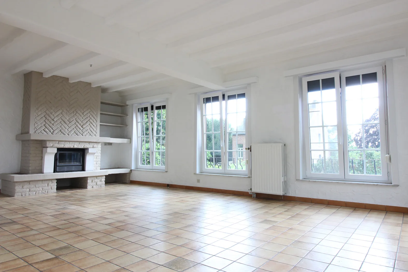 Ruim en zeer zonnig hoekappartement 1